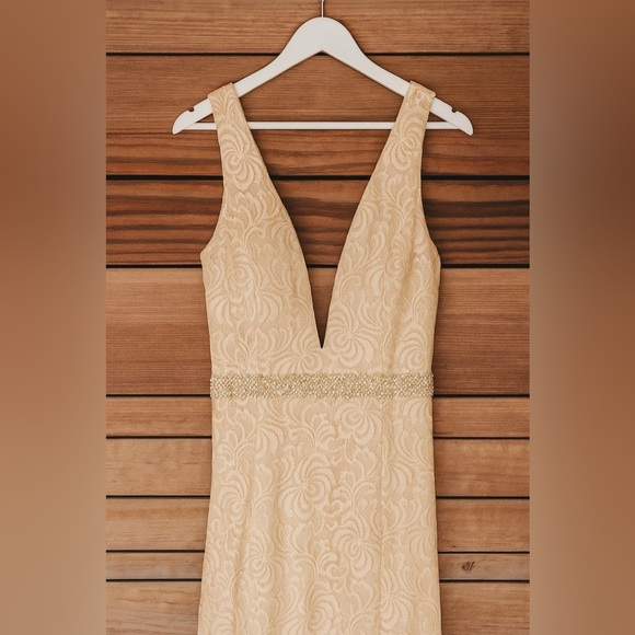 Macy's City Studio Dress NEW in Light Blush Nude Pink Lace Sleeveless Formal - Picture 4 of 4